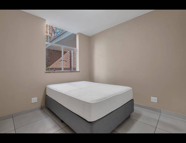 3 BEDROOM APARTMENT FOR SALE IN SANDOWN